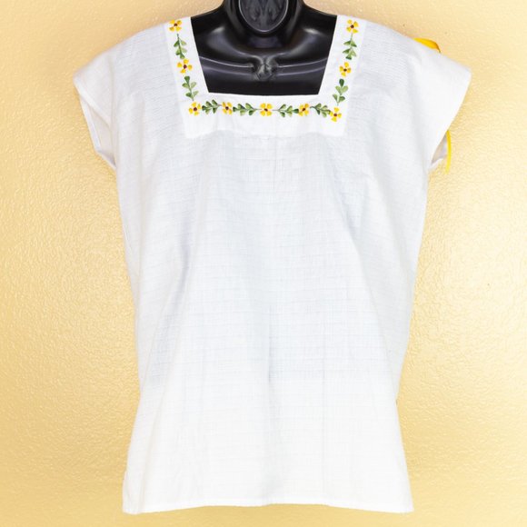 MaryCoco Textiles White Blouse W/ Gold Stitching - Picture 4 of 4